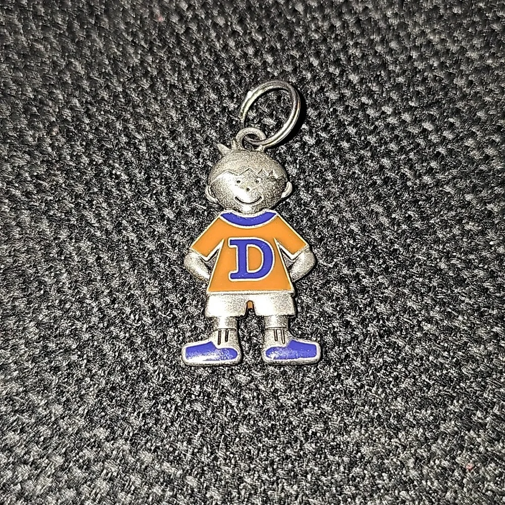 D Monogram Zipper Pull🎄34